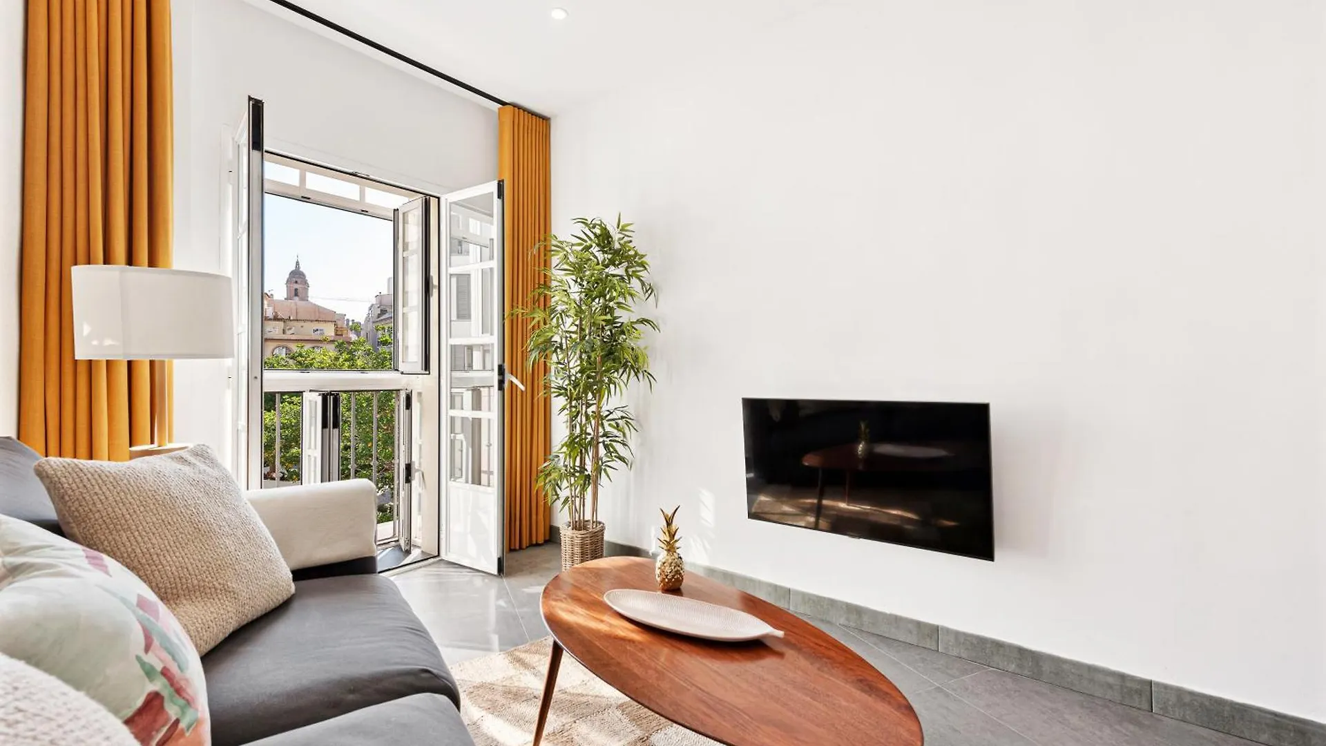 En El Corazon De Malaga By Pineapple Homes Apartment